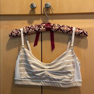 Lululemon bra